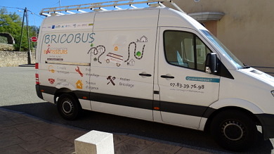 Le Bricobus vous aide dans vos travaux !