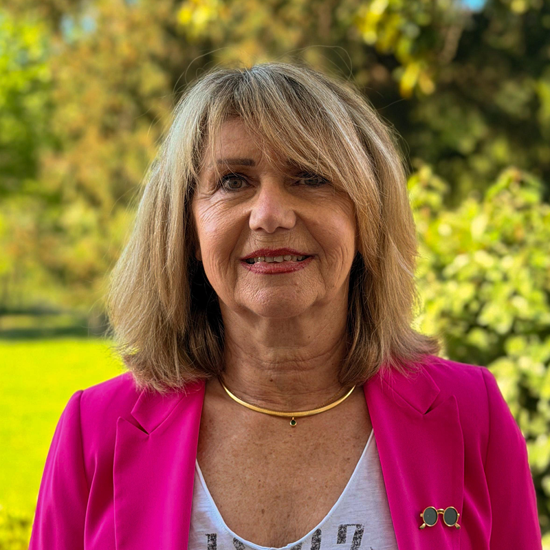 ELIETTE ROCHE