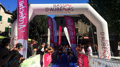 Arche d'arrivée de l'Ardèche Run