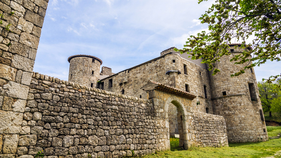 Chateaux de Craux à Genestelle