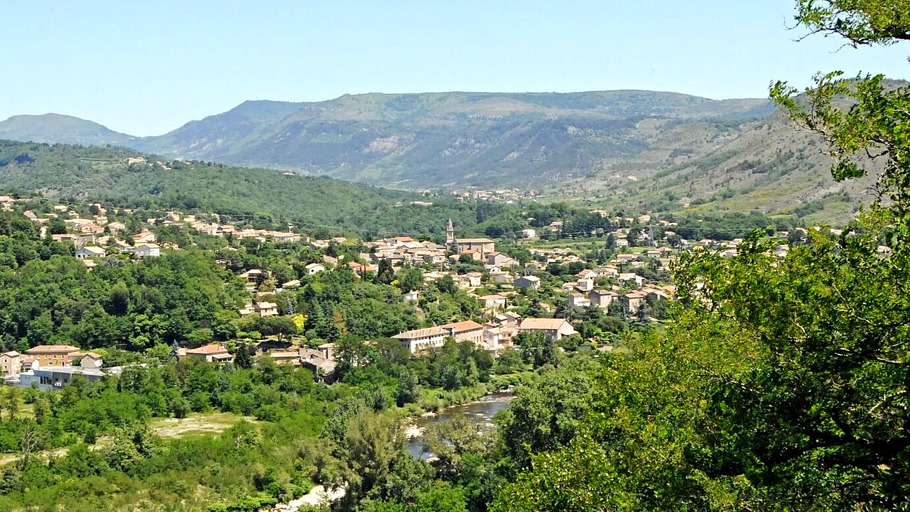 Vue sur le village de Saint-Privat